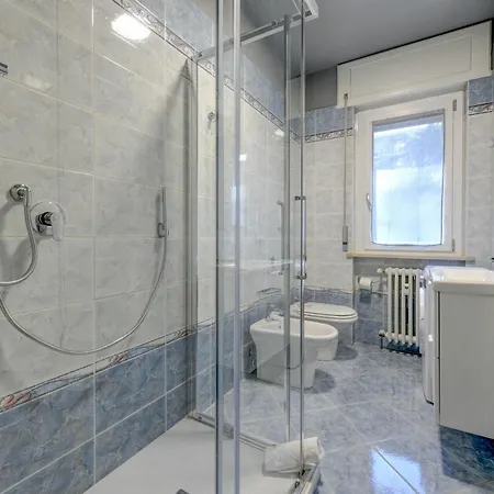 Appartement Desenzanoloft Official Partner Marriott Homes & - Family With Private Box Parking Desenzano del Garda
