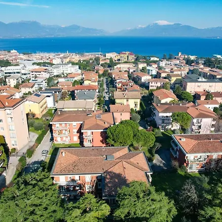 Desenzanoloft Official Partner Marriott Homes & - Family With Private Box Parking Appartement Desenzano del Garda