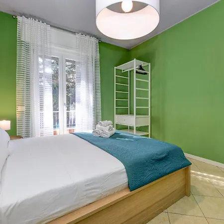 Apartment Desenzanoloft Official Partner Marriott Homes & - Family With Private Box Parking