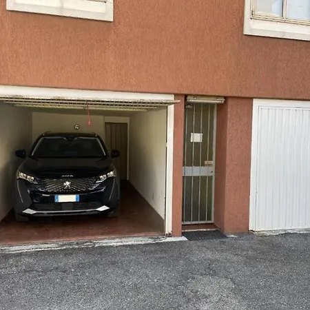 Apartment Desenzanoloft Official Partner Marriott Homes & - Family With Private Box Parking